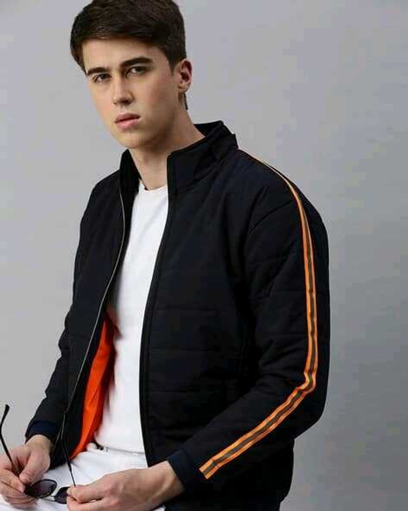 Voxati Men&#39;s Black Jacket, Cap/Hood not available