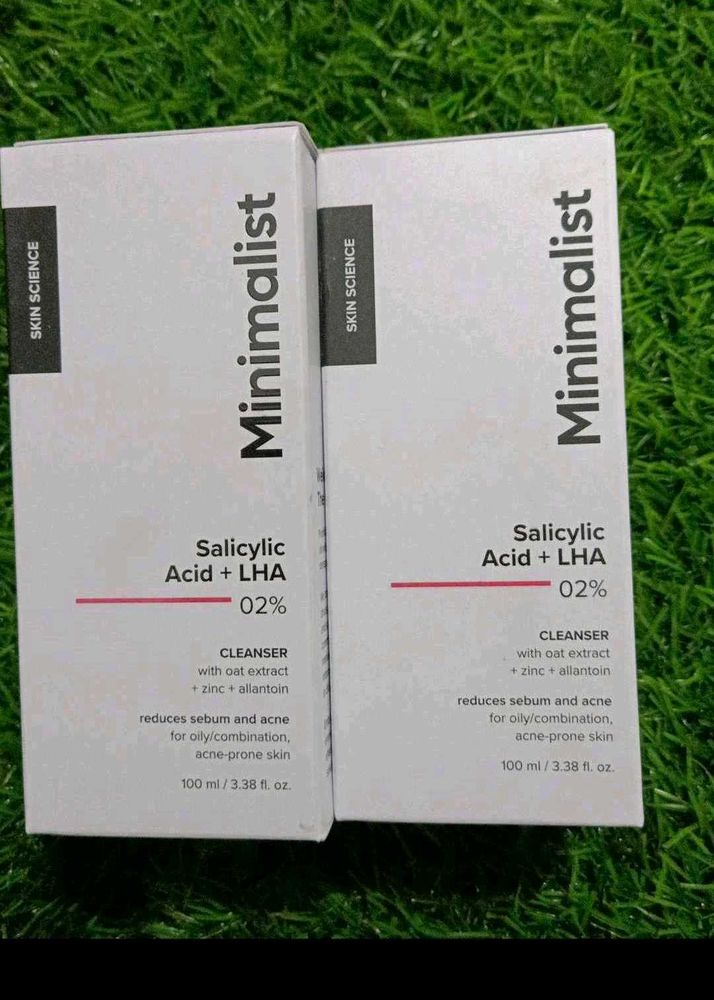 2 Minimalist Salicylic Acid Cleanser