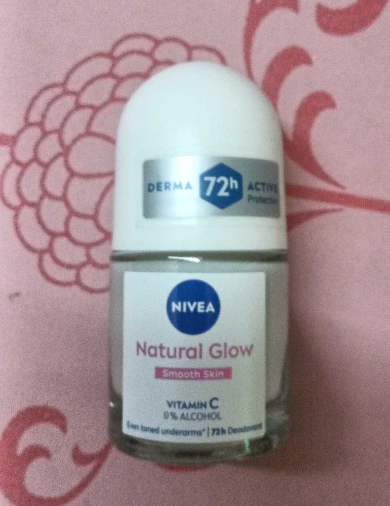 NIVEA Natural Glow Deodorant new