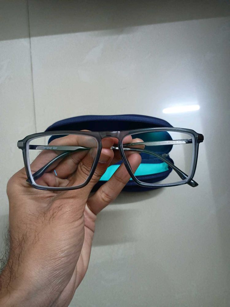 Lenskart Air Grey Square Unisex Eyeglasses...