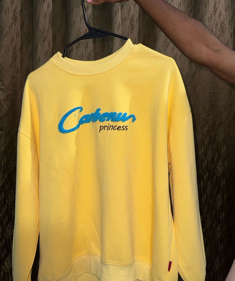 Yellow 'Cartenun Princess' Sweatshirt
