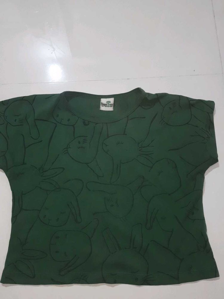 Green Daily Tshirt