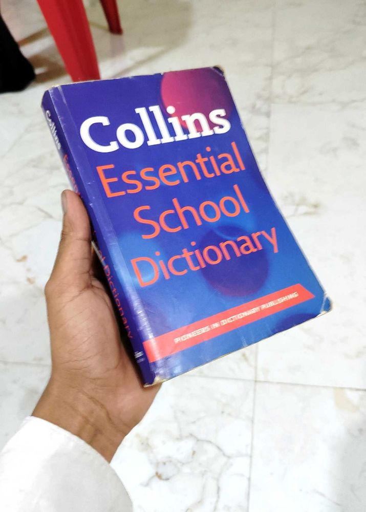 Collins Essential School Dictionary