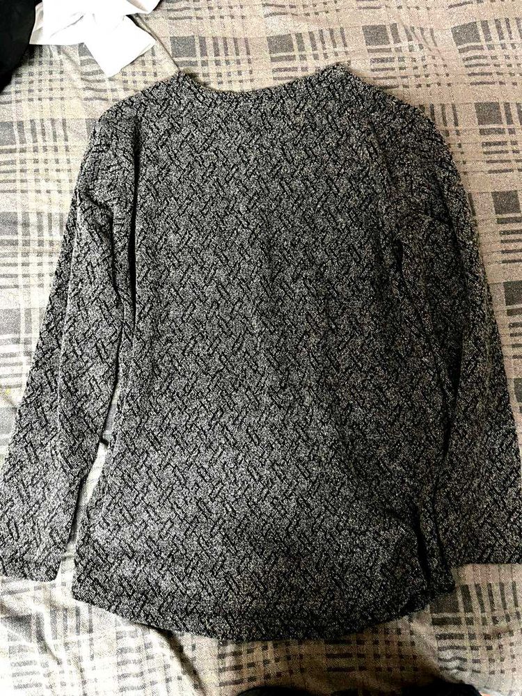 Patterned Long Sleeve Top