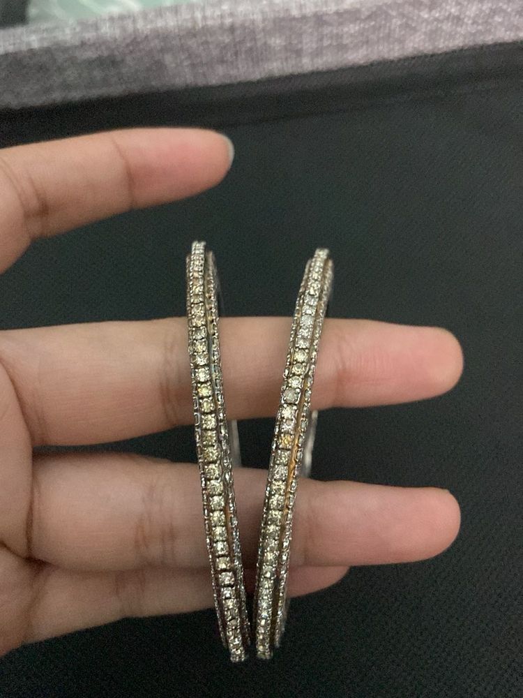 Sparkling Bangle Set