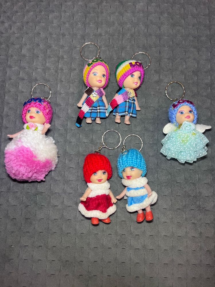 Set Of 6 Doll Keychains