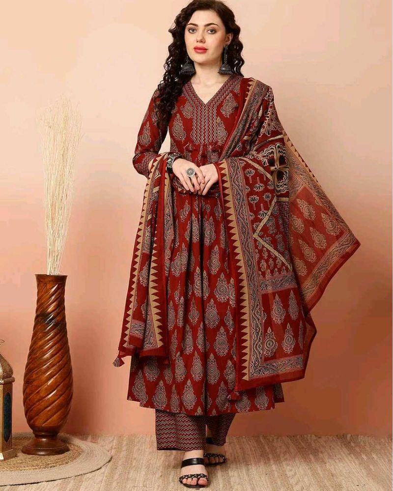 Elegant Ethnic Kurta Set