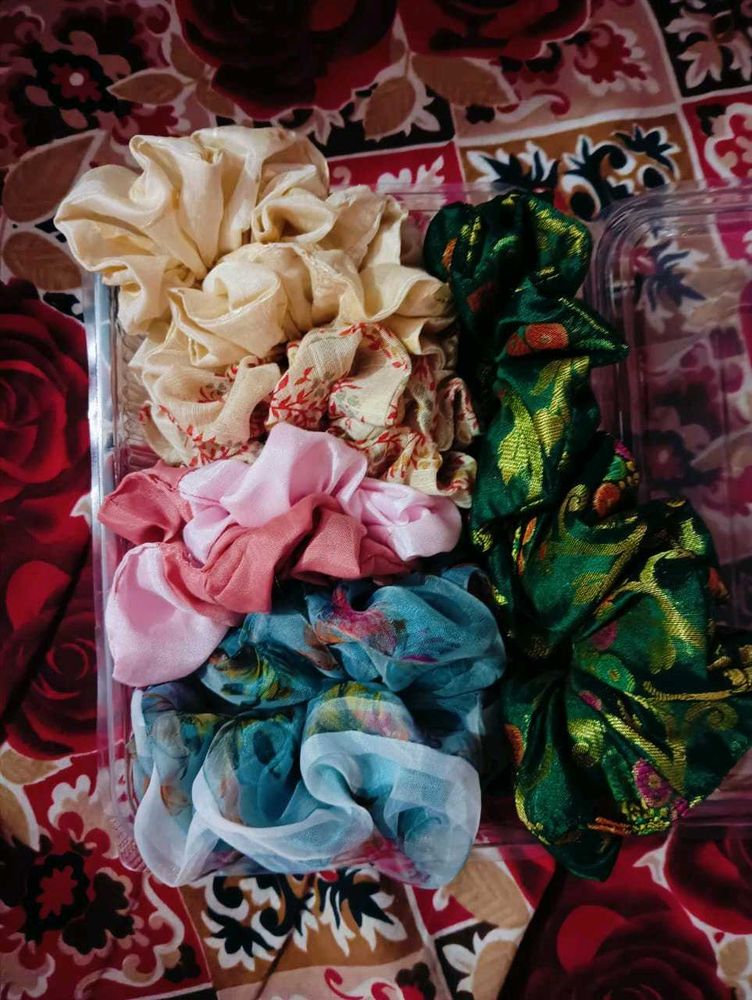 Colorful Scrunchie Set