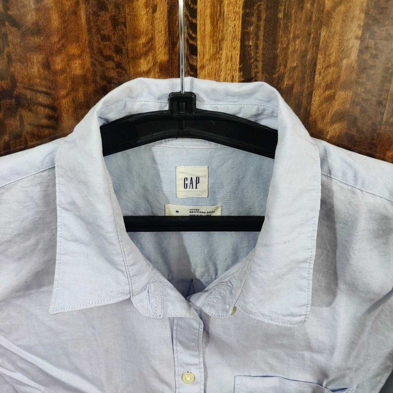 Gap Solid Shirt - Chest 36
