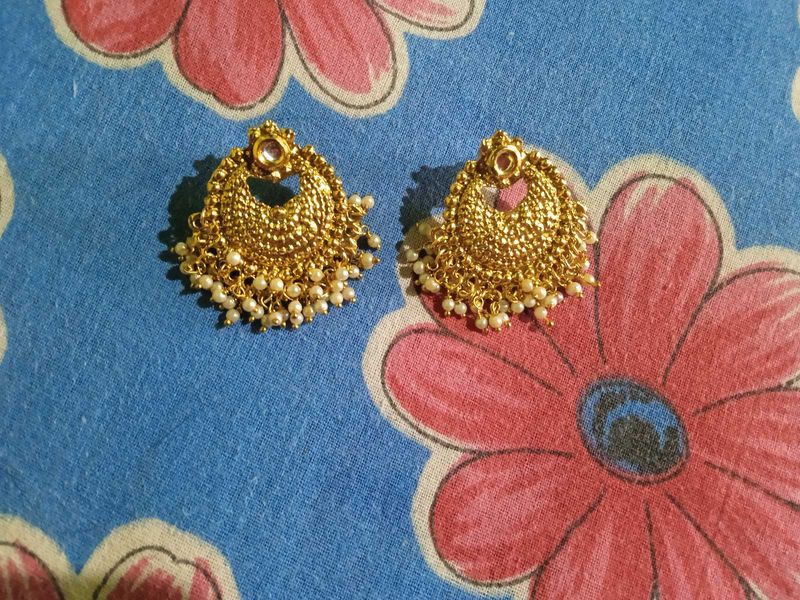 Earrings And Jewellery Set☺☺