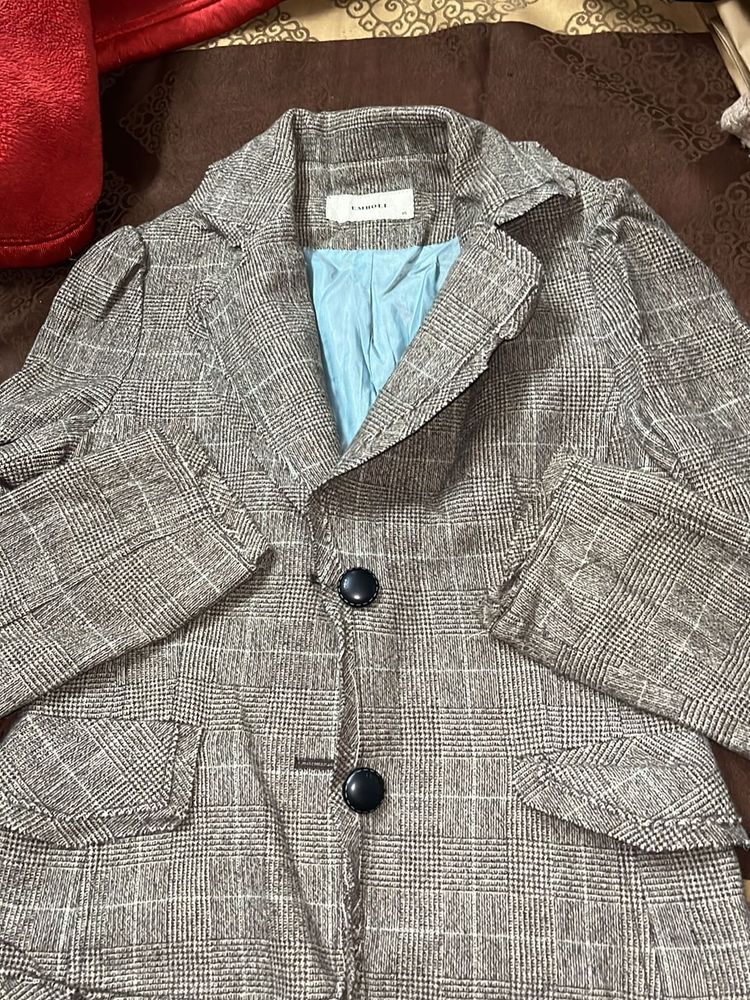 KHAKI OVERCOAT