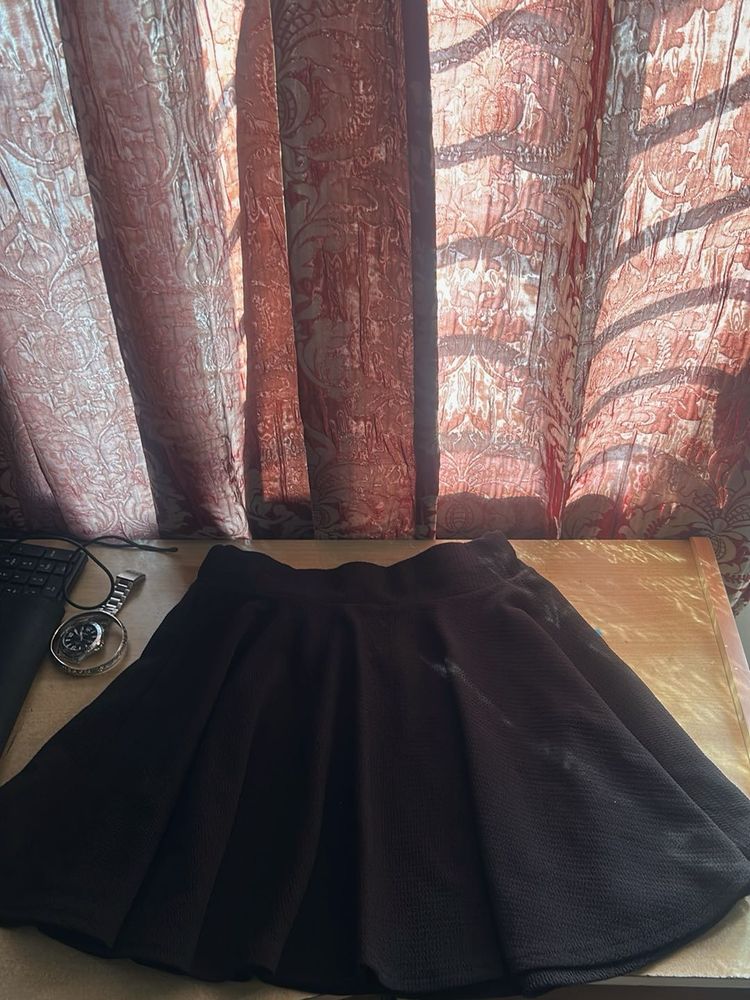 Black Skirt - Versatile &amp; Chic