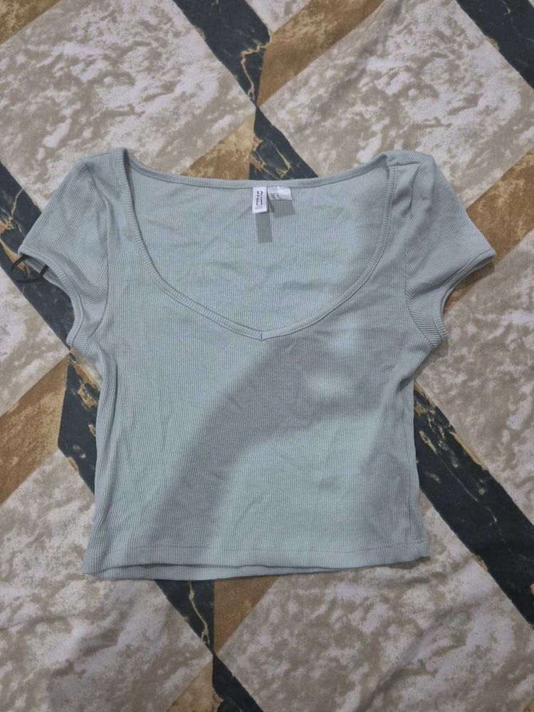 H&amp;m Crop Top