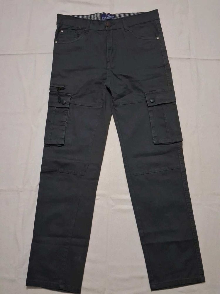 Men&#39;s Gray Cargo Pants