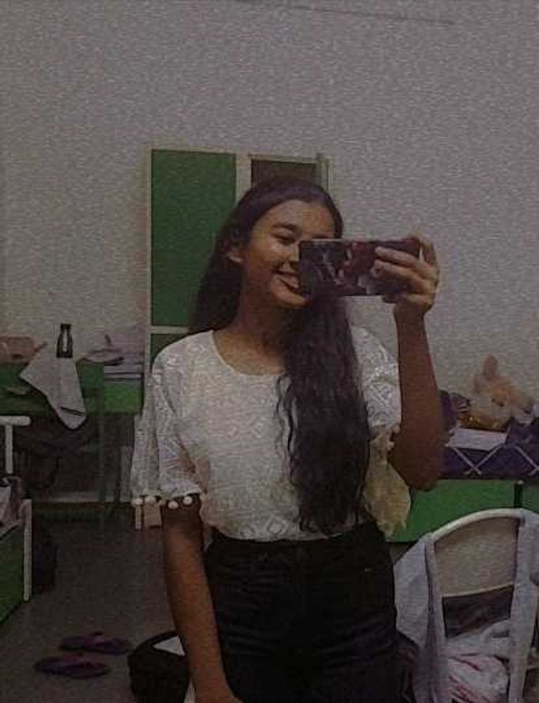 Off White Top