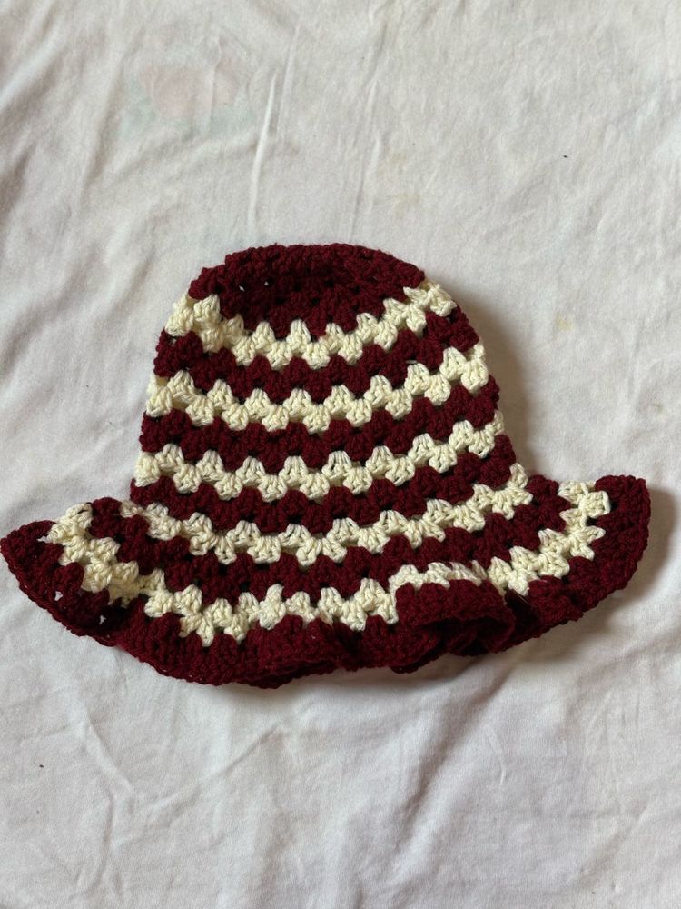 Maroon &amp; Cream Crochet Bucket Hat🍎🤍