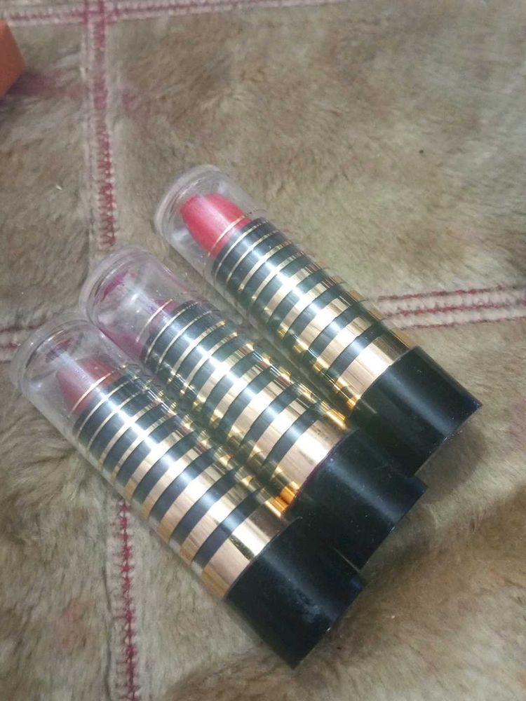 Set Of Three Lipsticks
