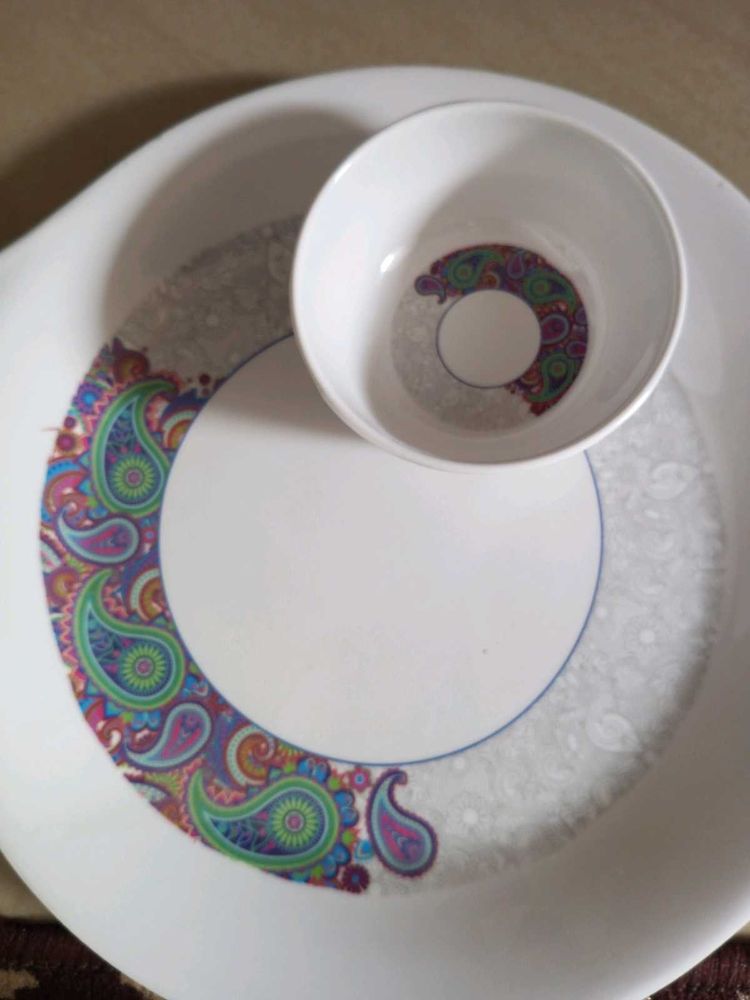 Dinner Set Never Open