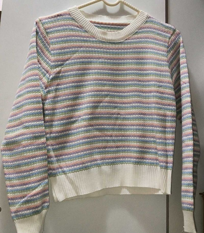 Sweatshirt