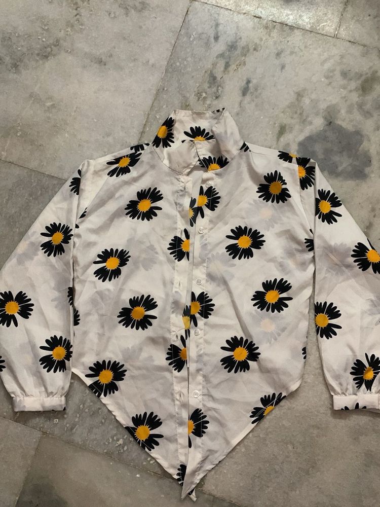 Daisy Print Long Sleeve Top