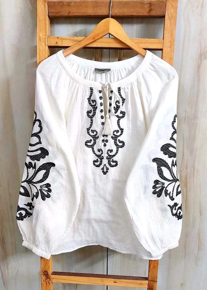 Black Embroidered Peasant Top size-46-48