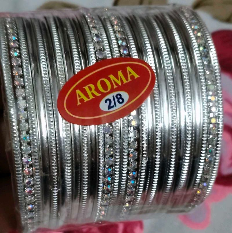 Silver Bangles - Aroma
