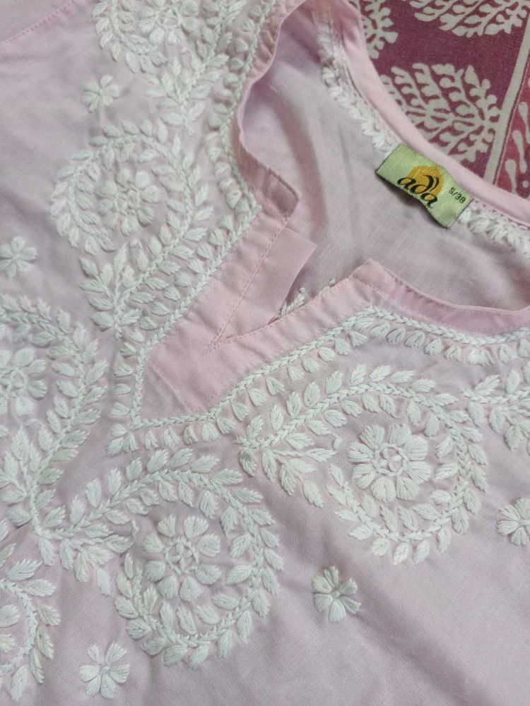 Hand Embroidered Chikankari Kurti