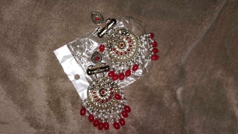 Pearl Stone Earrings