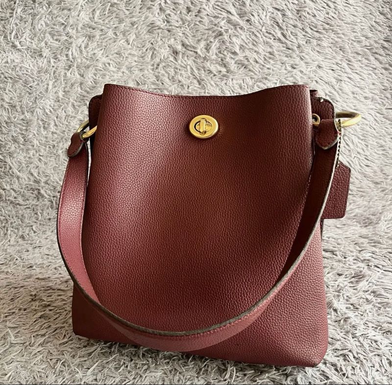 Authentic Coach Willow  leather bucket bag