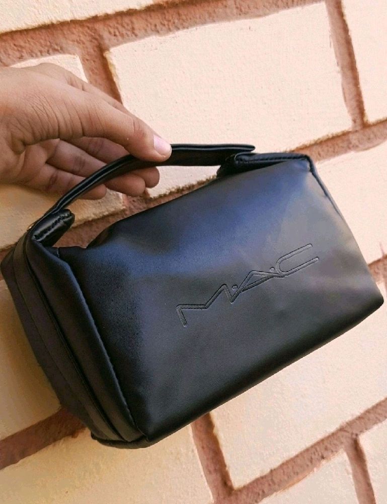 Mac Black Pouch