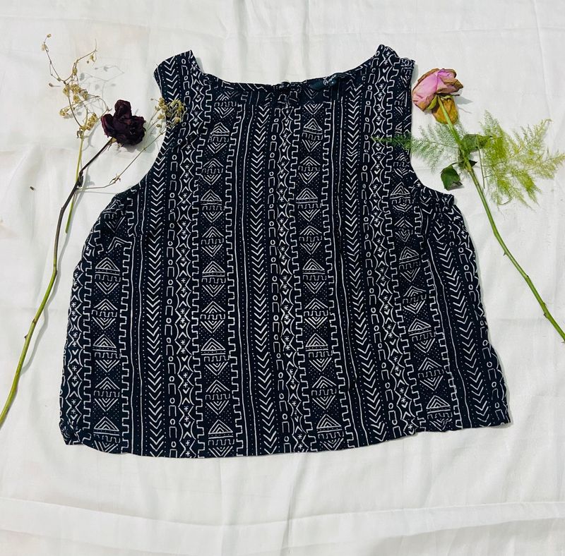 Ladies Crop Top Measurements Available