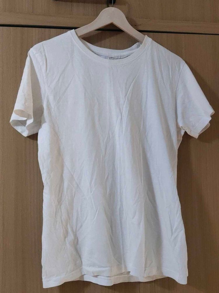 White T-Shirt - Casual Style