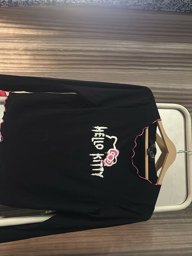 Hello Kitty Long Sleeve Tee