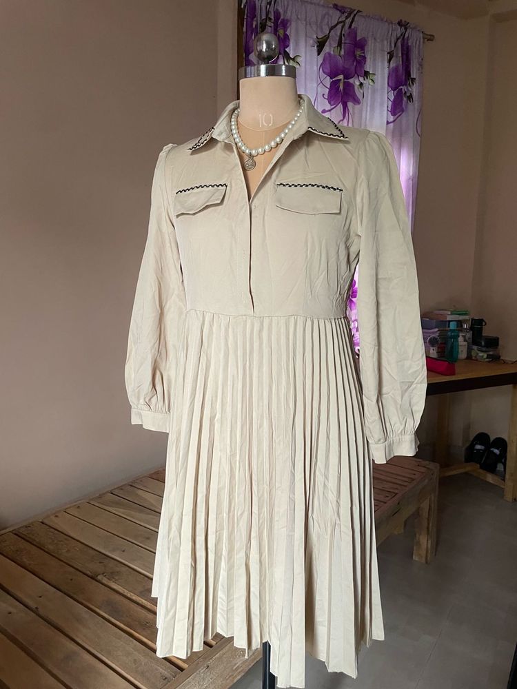 Vintage Pleated Shirt Dress
