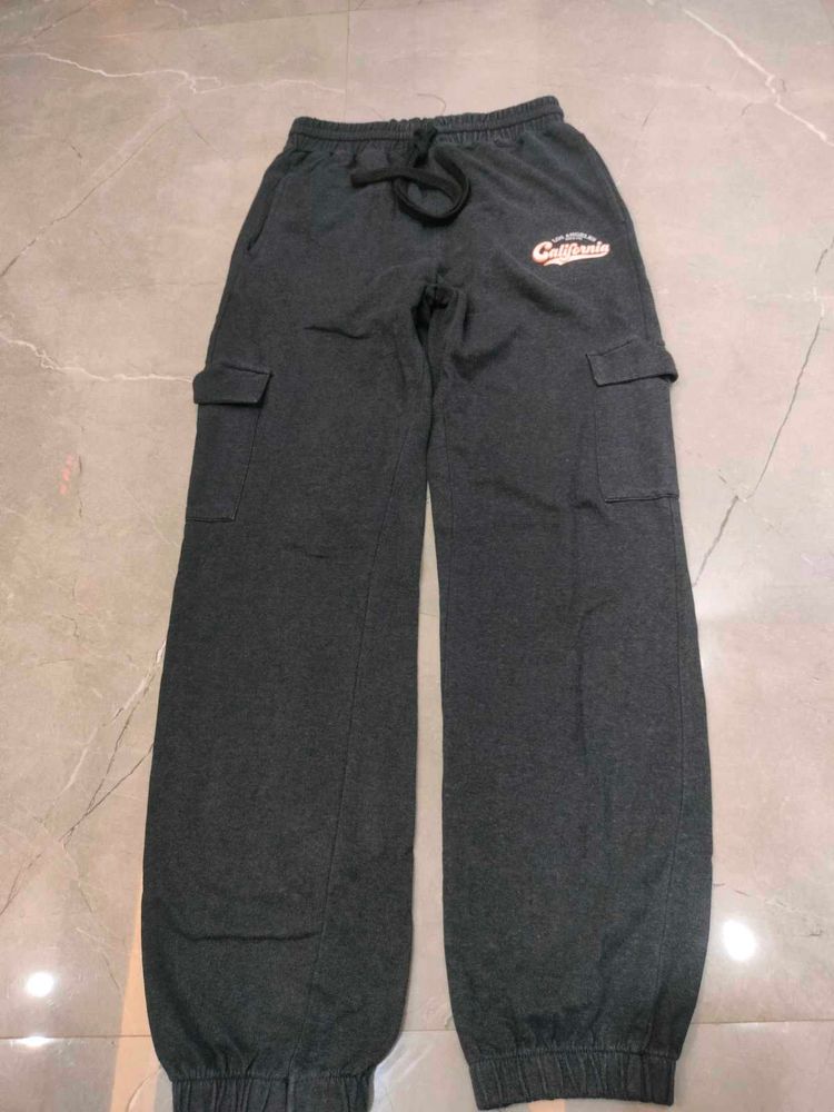 BLACK CARGO TROUSER