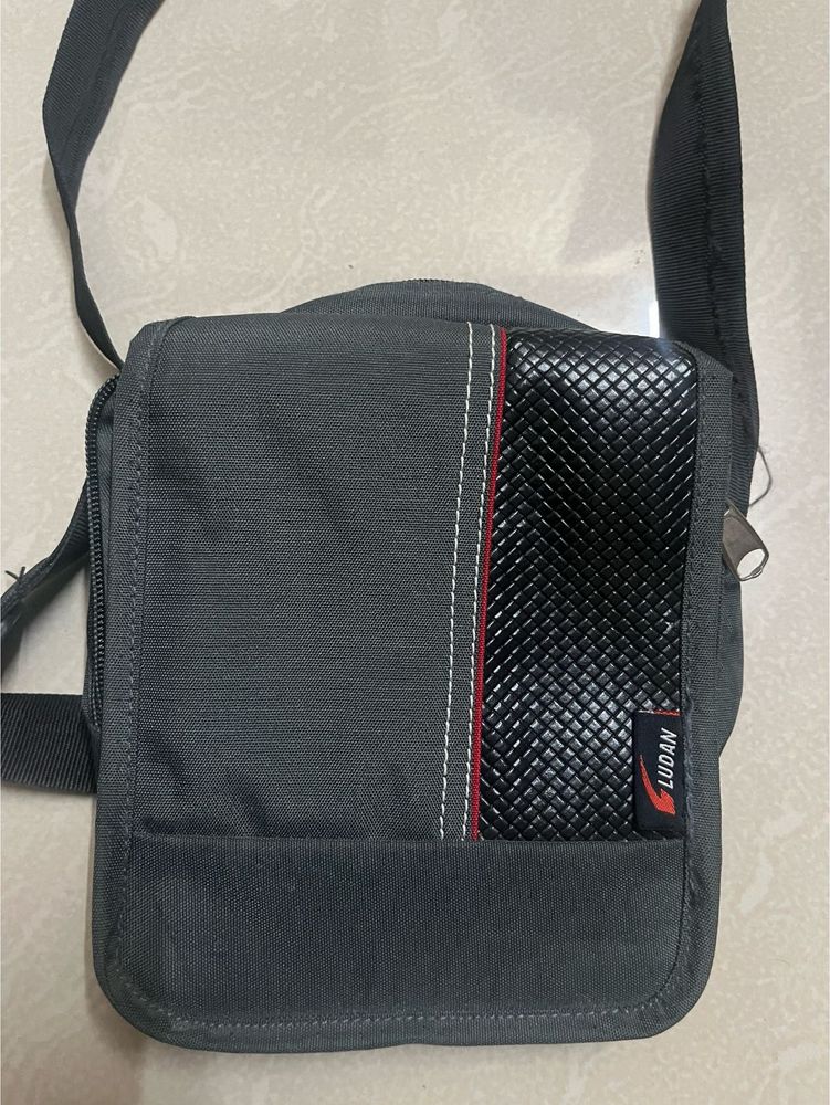 Unisex Ludan Slingbag