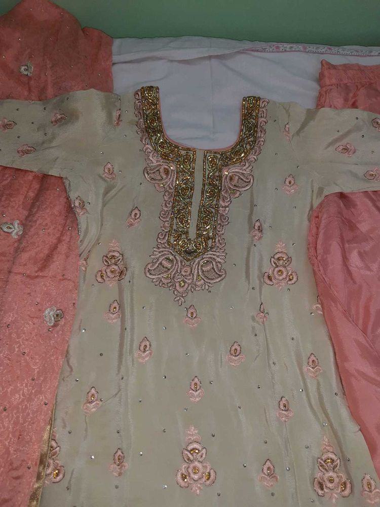 Elegant Embellished Sarara Kameez