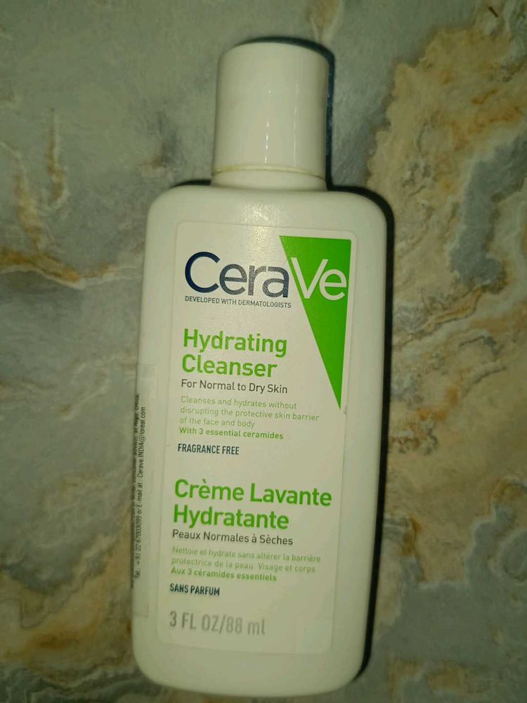 CeraVe Hydrating Cleanser - Normal to Dry Skin