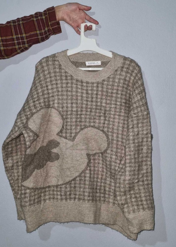 Cute Checkered Sweater