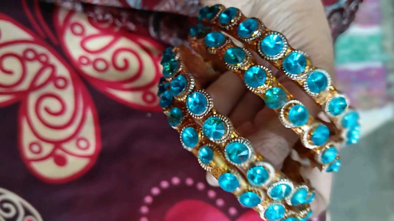 Teal Stone Bangles (Set of 4)