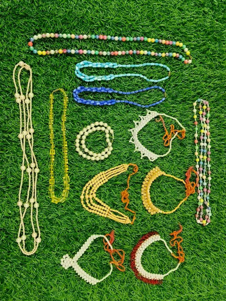 Pack Of 12 Chains With Beads