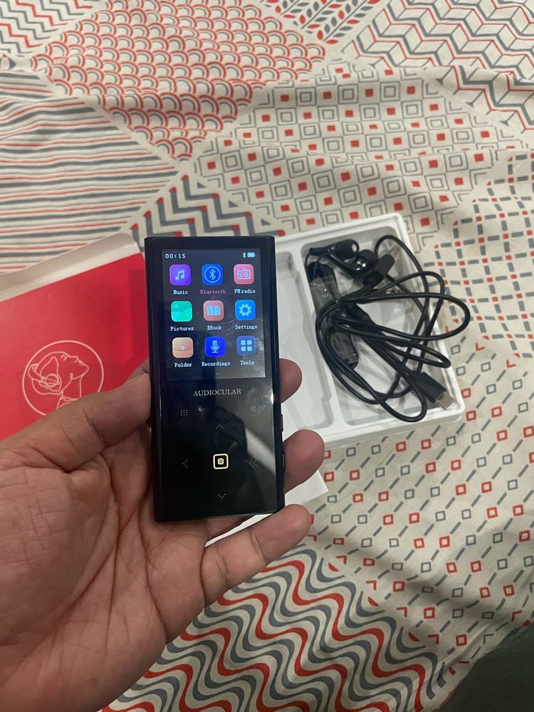 Audiocular Digital Music Player