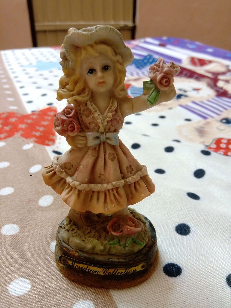 Showpiece