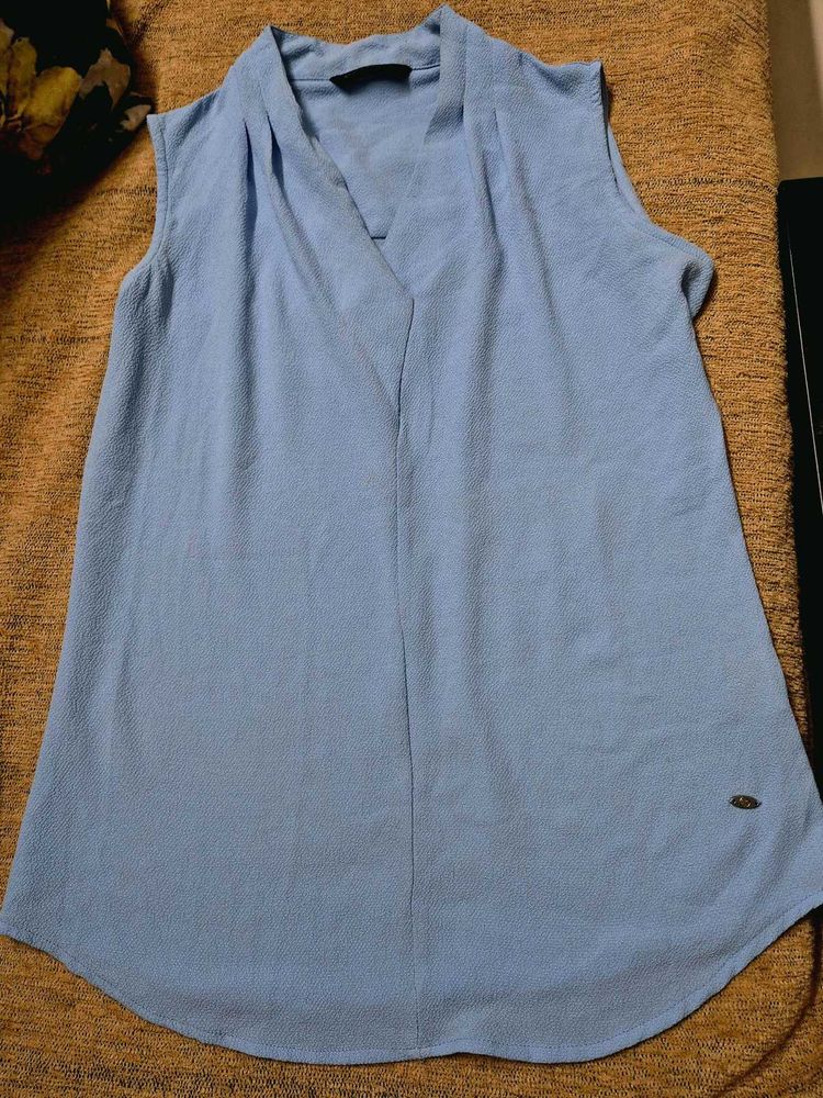 Blue Sleeveless Top