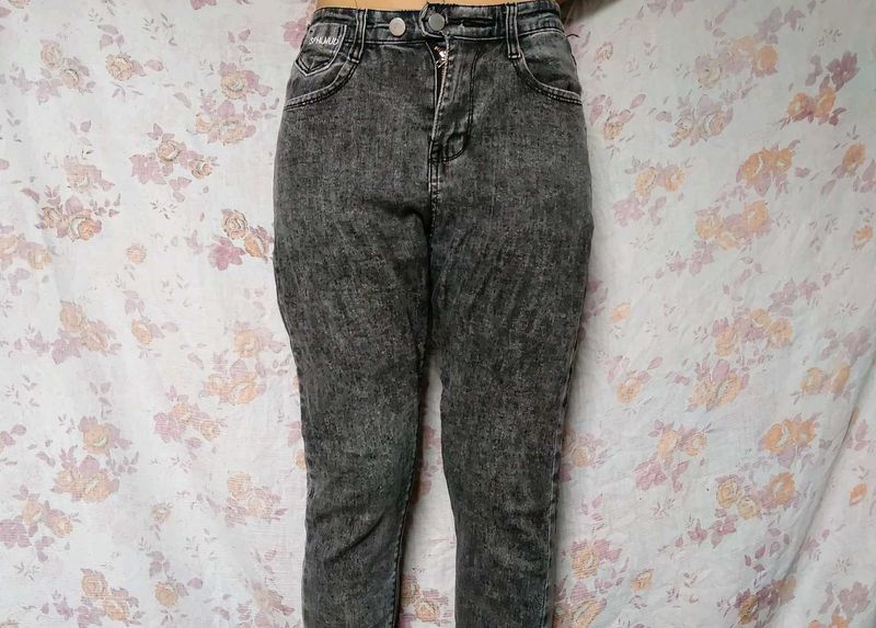 Stretchable jeans