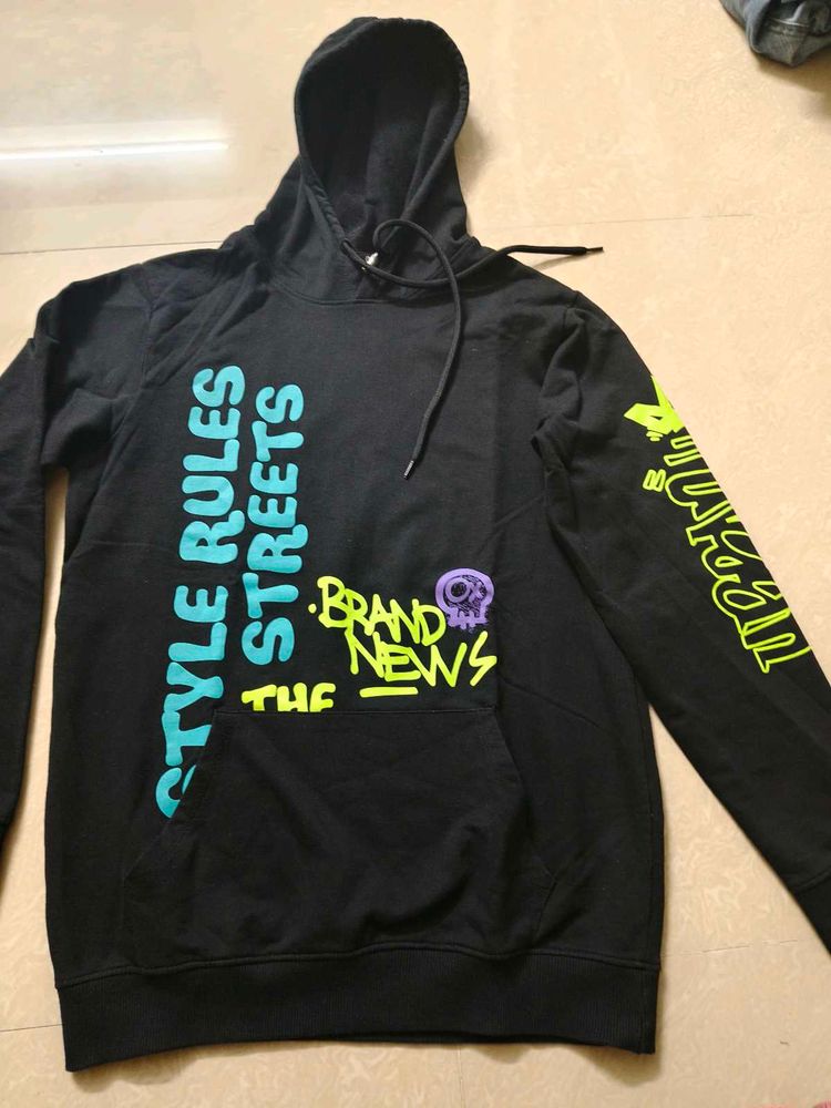 Swet Tee