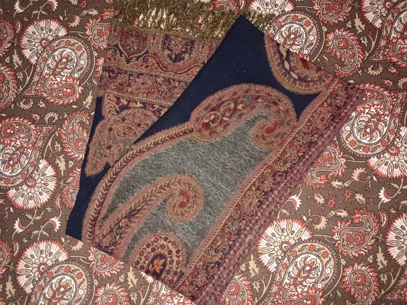 BEAUTIFUL STOLE FOR WOMEN