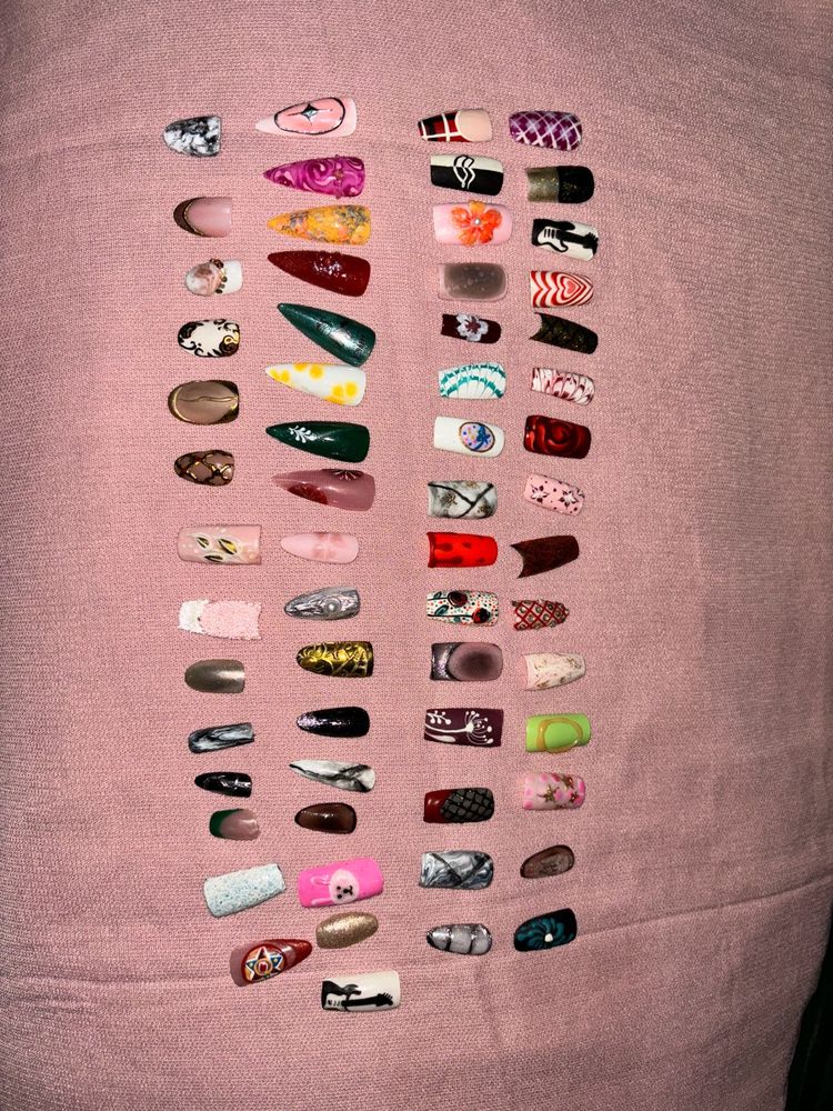 Press-on Nails Random