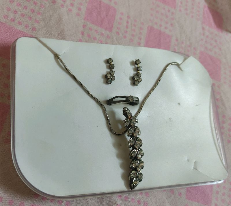 Jewellery Set