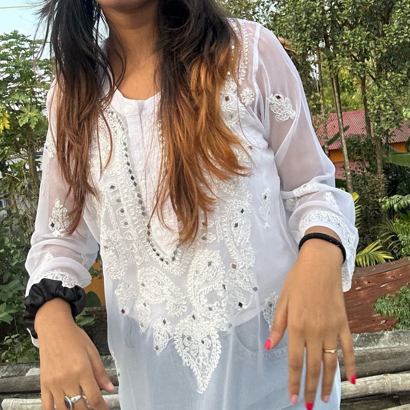 Chikankari Kurti